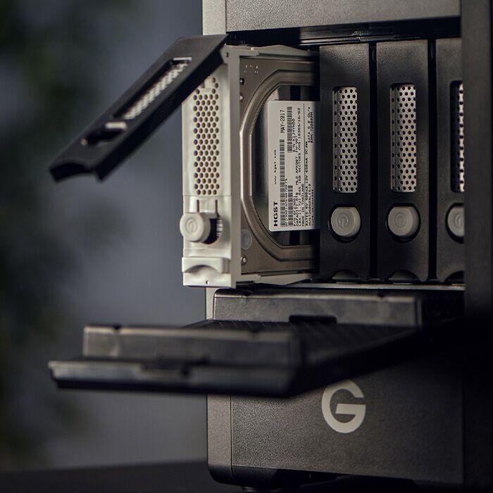 g-raid shuttle 4 en uso