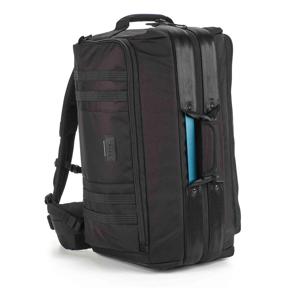 Mochila Cineluxe con material fotográfico
